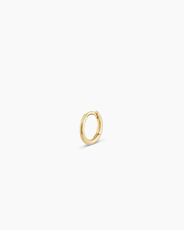 14k Solid Gold / 8mm / Single