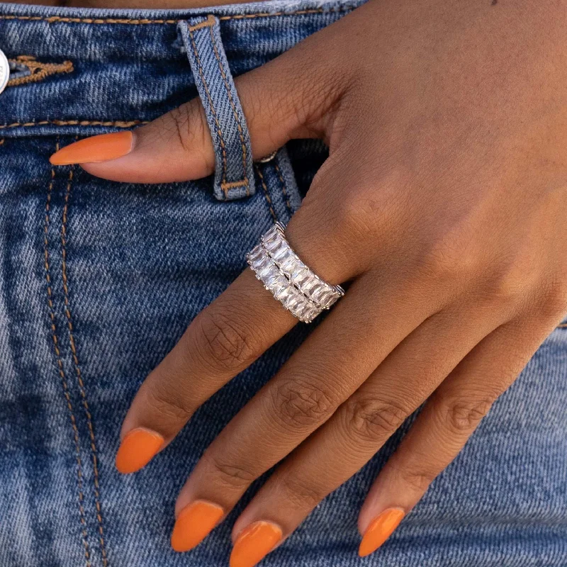 Baguette Ring in White Gold